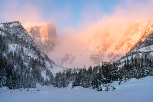 Sunrise at Dream Lake - Colorado Rocky Mountain National Park - Estes Park, Colorado colorado rocky mountain national park lake mountain stock pictures, royalty-free photos & images