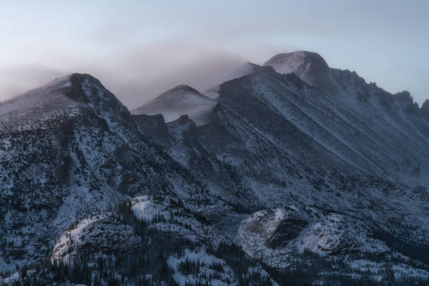 Longs Peak - Colorado Rocky Mountain National Park - Estes Park, Colorado hallett peak stock pictures, royalty-free photos & images