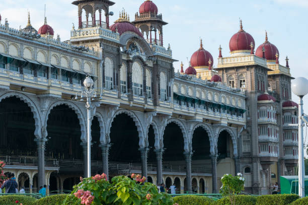 mysore palace, mysore, estado de karnataka, índia - architecture asia asian culture bangalore - fotografias e filmes do acervo