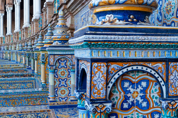 patrón de mosaico de la plaza de españa, sevilla - plaza de espana spain seville famous place fotografías e imágenes de stock