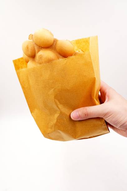 istock Hong Kong street food - eggette 1208356026