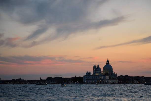istock Night view on Santa Maria della Salute cathedral 1208442030