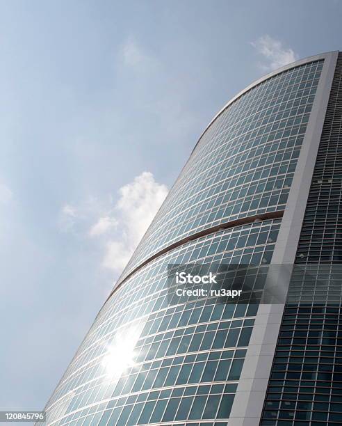 Bürogebäude Stockfoto und mehr Bilder von Am Rand - Am Rand, Architektur, Außenaufnahme von Gebäuden