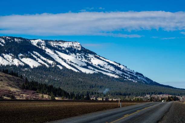 istock Mount Emily rising above the Grande Ronde Valley 1208471687