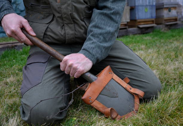 istock man in soldier uniform sitting with trowel 1208572644