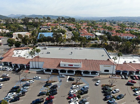 Aerial view of Vons upermarket chain owned by Albertsons in Rancho Penasquitos, San Diego, California, USA, February 25th, 2020