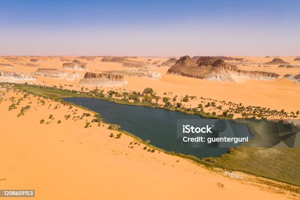 Legendary Ounianga Serir Lake In The Ennedi Region Sahara Chad Stock Photo - Download Image Now