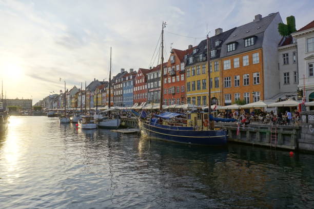 istock Nyhavn sunset 003 1208694581