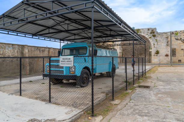 Blue  bus for prisoner transportation in old Sinop Fortress Prison Sinop/Turkey - August 04 2019:Blue  bus for prisoner transportation in old Sinop Fortress Prison sinop province turkey stock pictures, royalty-free photos & images