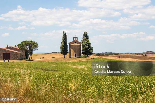 Chapel In Middle Of Toscany Italy Stock Photo - Download Image Now - Church, Horizontal, Italy