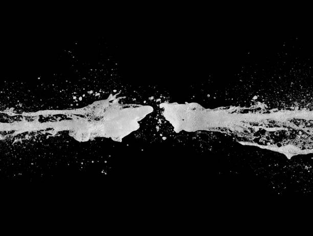黒い背景に孤立した水のスプラッシュ - collage digital composite textured nature ストックフォトと画像