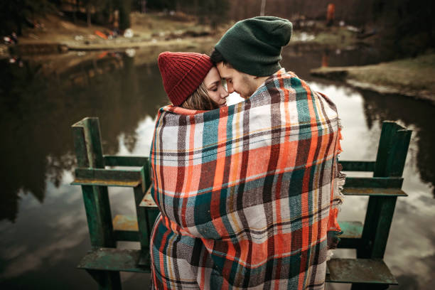 понял - couple autumn embracing bridge стоковые фото и изображения