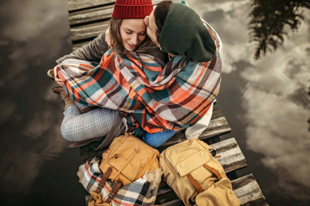 понял - couple autumn embracing bridge стоковые фото и изображения