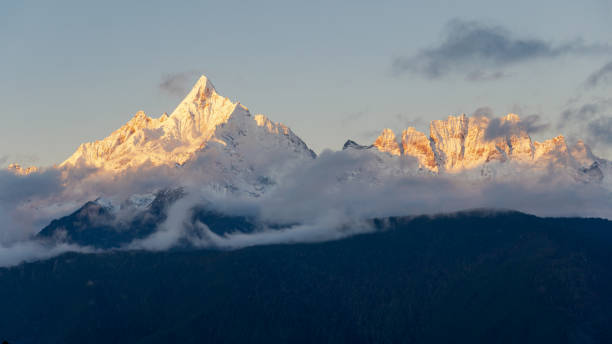 istock Amazing Meili Snow mountain 1208951953
