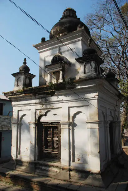 Photo of The intrigue tomb in the Pashupatinath Temple.