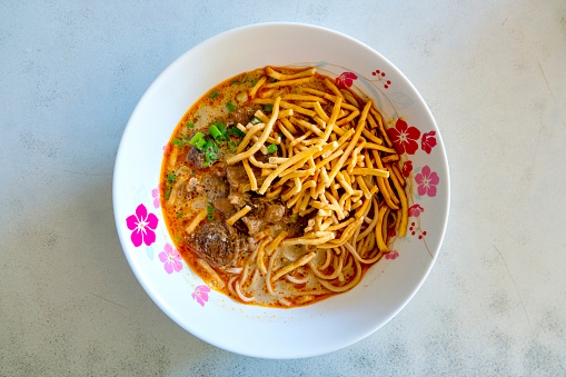 A Muslim style khao soi nuea (beef khao soi)