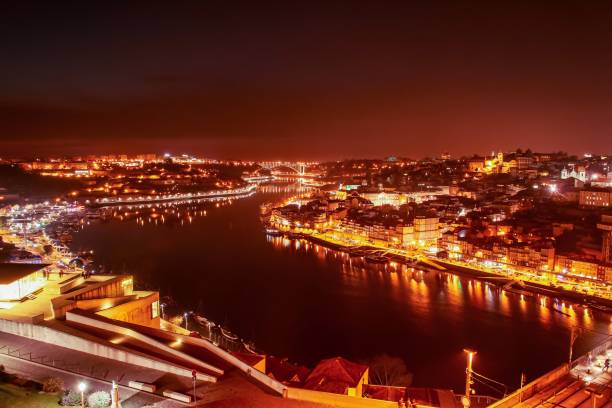 istock Panoramic night photography of the Douro River as it passes through Porto. 1209007746