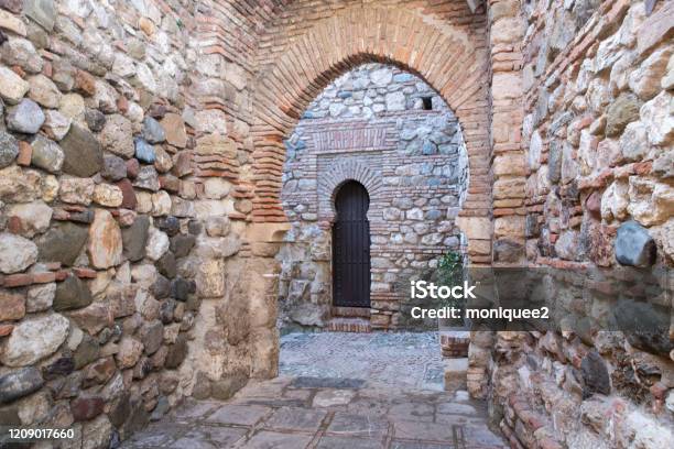 Doorkijkje Stock Photo - Download Image Now - Alcazaba of Málaga, Arch - Architectural Feature, Architecture