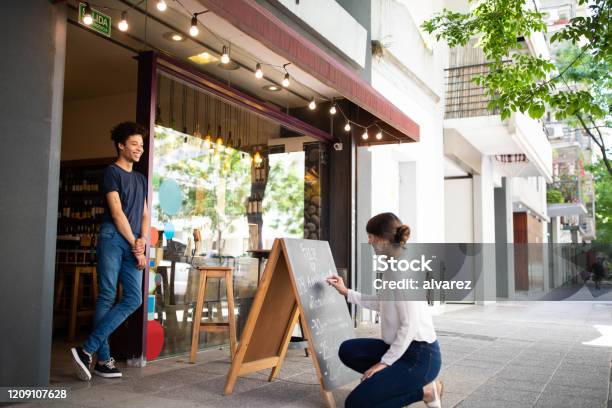 Employees Working At A Winery Store Stock Photo - Download Image Now - Store, Small Business, Outdoors