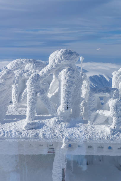 istock FROZEN BUILDINGS ON THE MOUNTAIN TOP 1209112540
