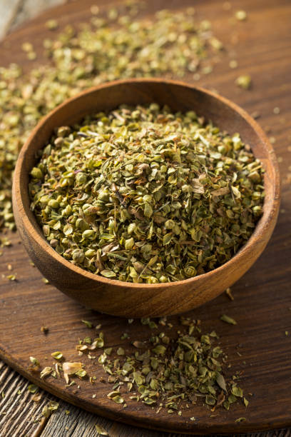istock Raw Dried Green Greek Oregano Spice 1209167536