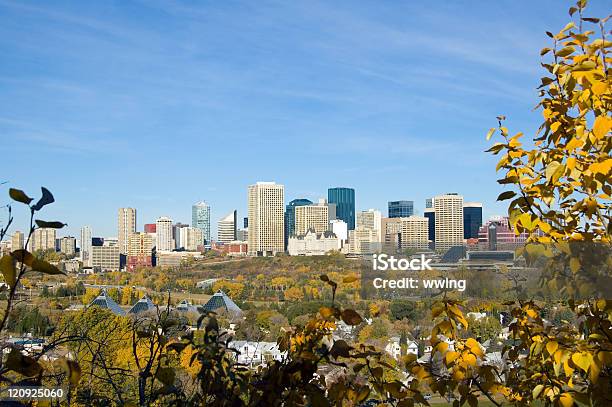 Photo libre de droit de Edmonton En Automne banque d'images et plus d'images libres de droit de Edmonton - Edmonton, Automne, Affaires