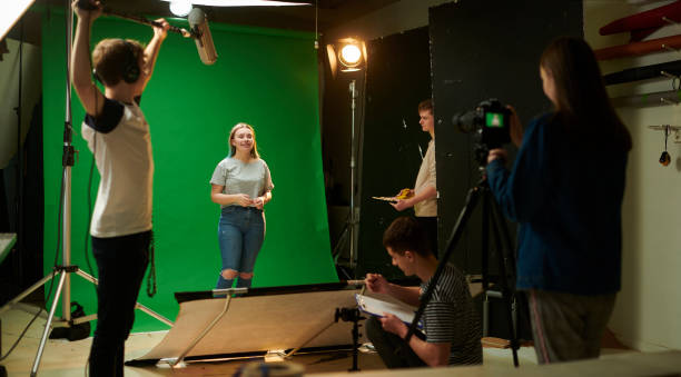 media students interview tv media class at college television studio photos stock pictures, royalty-free photos & images