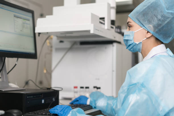 istock Female scientist working in the laboratory. 1209447420