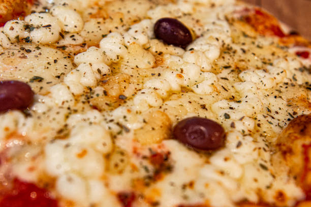 Pizza Four Cheeses with Olives
