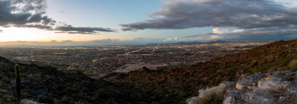 istock Panorama view of Phoenix, Arizona at dusk 1209507856