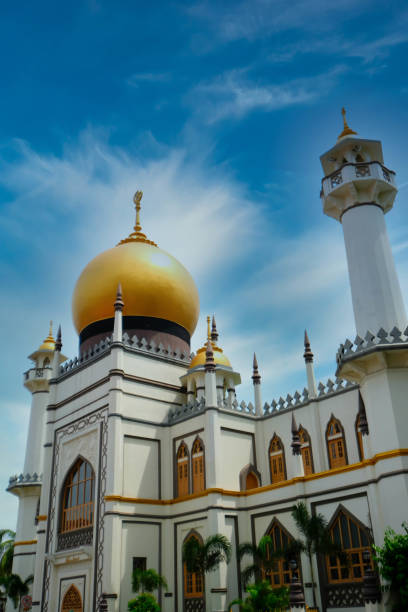 istock Masjid Sultan Mosque Singapore against blue sky 1209592164