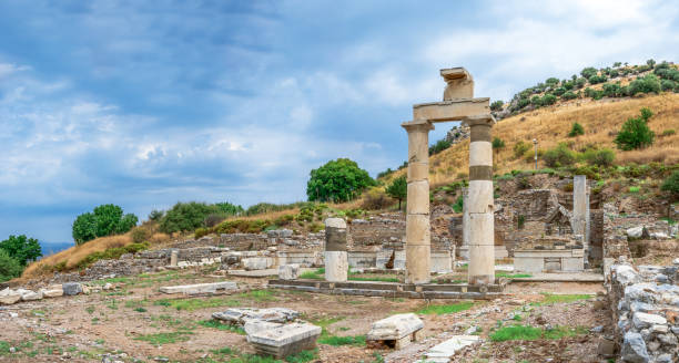 istock Prytaneion ruins in the ancient Ephesus, Turkey 1209608326