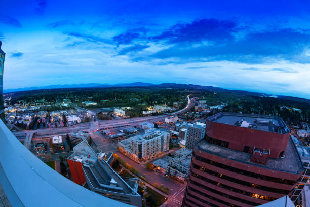 interstate i405 and bellevue city downtown view - seattle night skyline architecture and buildings imagens e fotografias de stock