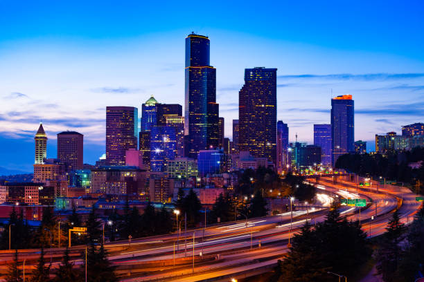 istock Dusk panorama view of Seattle downtown over I5 1209722531