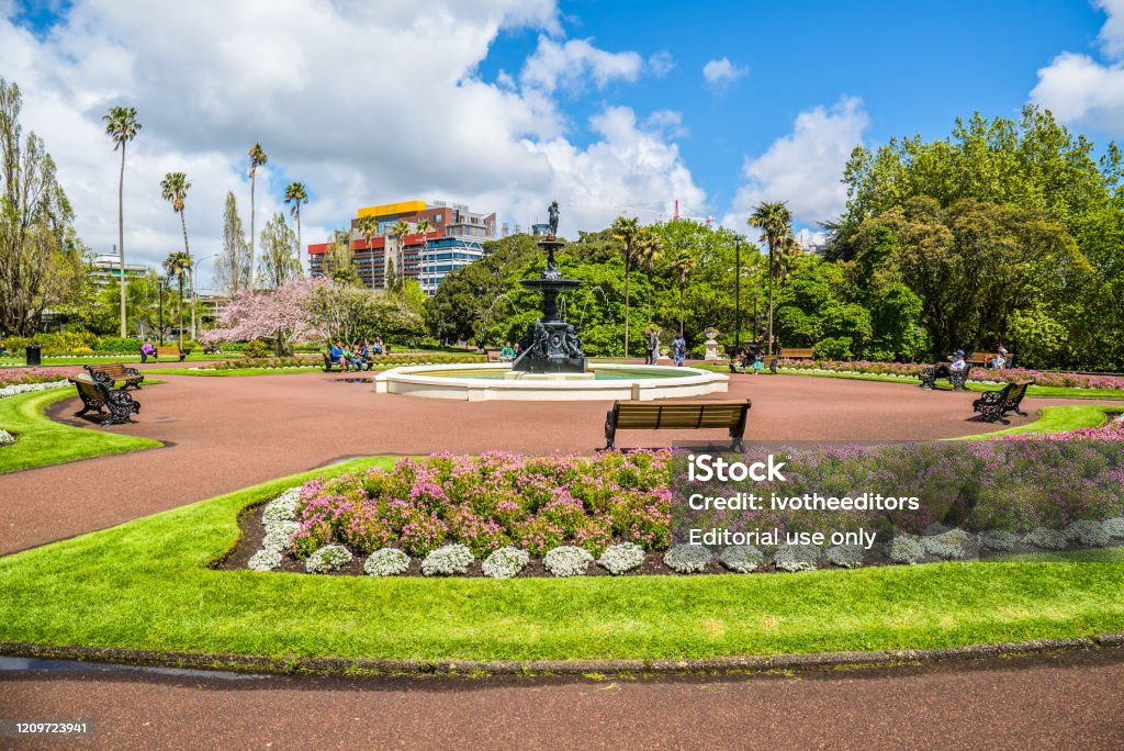 Albert Park in the center of Auckland Auckland, New Zealand, 14th oct 2016 - Locals and tourist visiting the Albert Park in the center of Auckland Albert Park Stock Photo