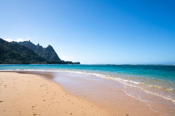 istock Haena & Tunnels Beach, Kauai, Hawaii 1209724766
