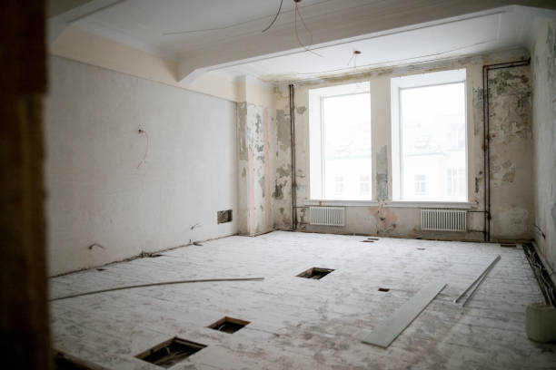 istock Empty room where there is a repair with tool and building material 1209810808