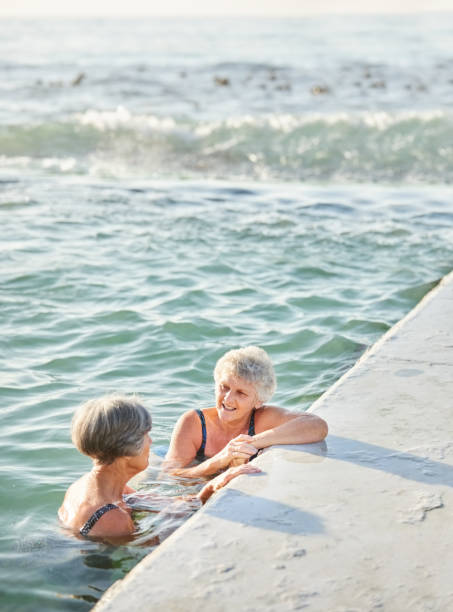 istock Relaxing in the sea 1209904138