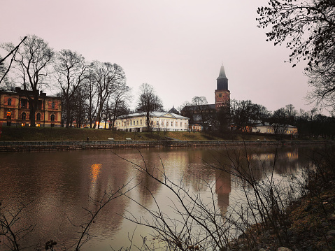 View of aurajoki river and Turku Cathedral in early 2020.