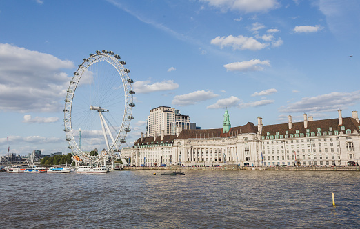 Big Ferris Wheel near a river in London