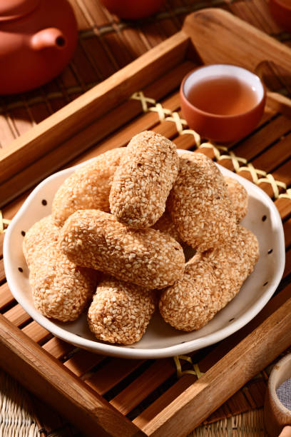 istock Ma Lao, Sesame rice crispy 1209984060
