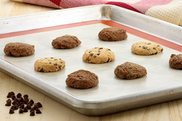 istock warm delicious fresh  cookies 120999583