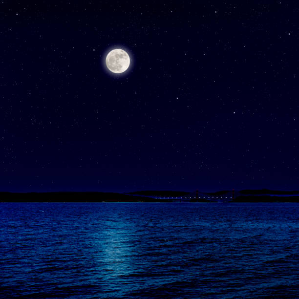 istock Full moon rising over the peninsula 1210039097