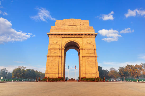 famoso portão da índia, marco de delhi, índia - india new delhi architecture monument - fotografias e filmes do acervo