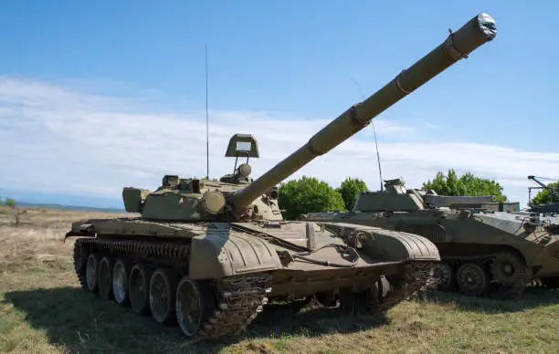 The Old Soviet tank T-72 has been used by the Syria, Iraq, Chechen in wars