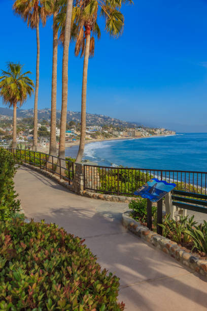 istock Laguna Beach Pacific Ocean coastline along Route 1,Orange County,CA 1210167291