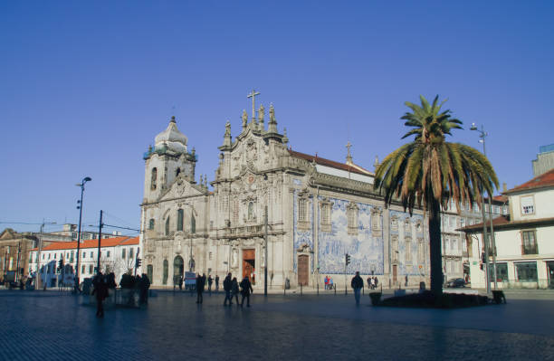istock Carmo&Carmelitas' Churches in Porto (Portugal). 1210175293