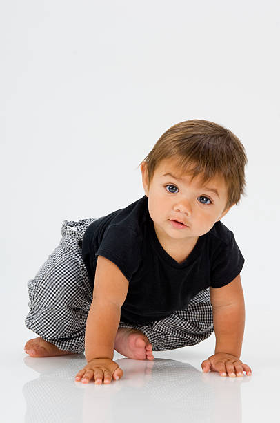 istock Toddler eye contact 121025573