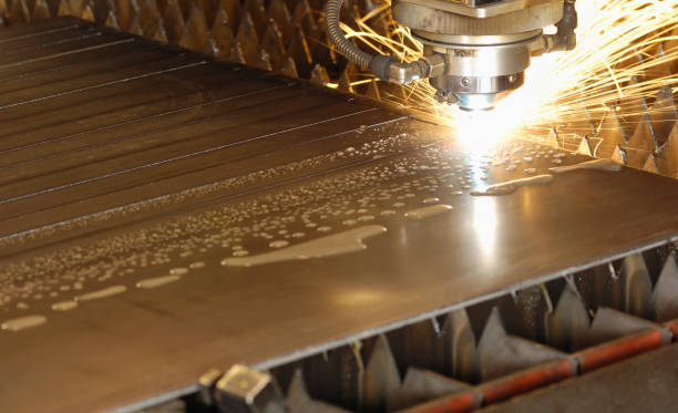 istock Water-cooled laser metal cutting head 121025783
