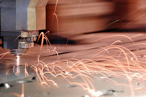 ferramenta de corte industrial - cnc laser cutting imagens e fotografias de stock